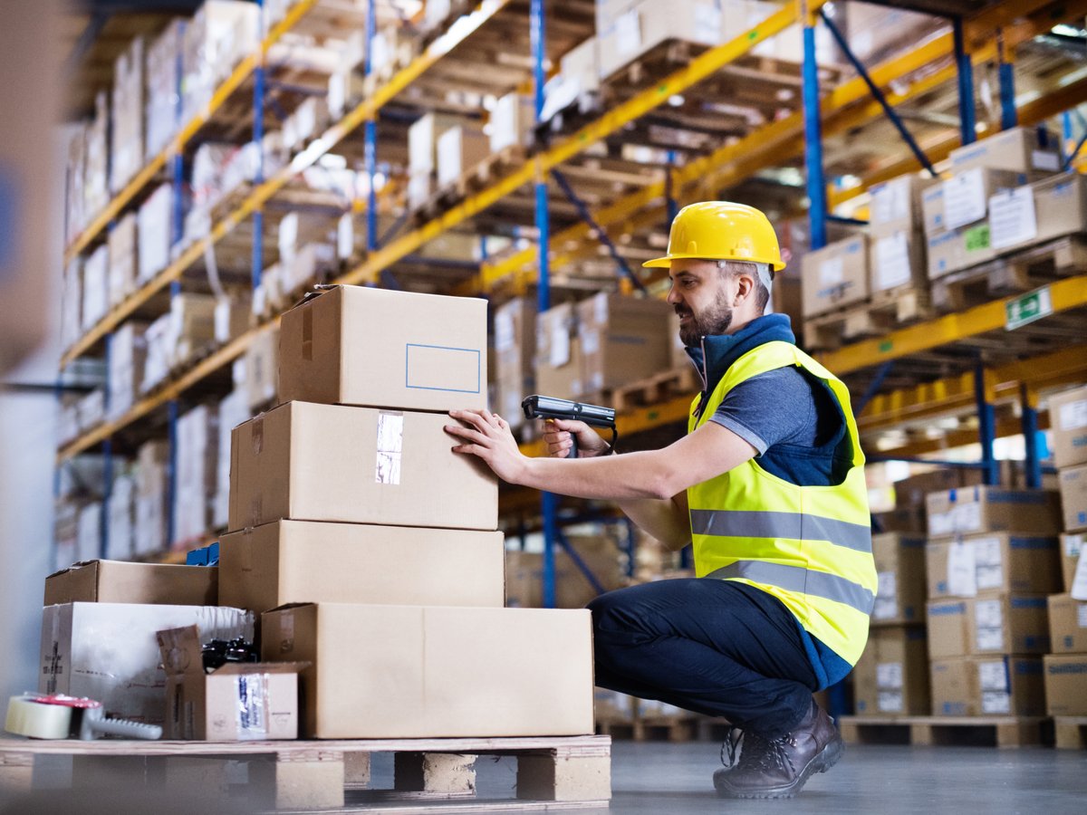warehouse-worker-with-barcode-scanner